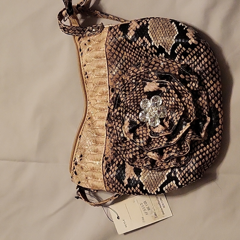 Sasha Cross Body Bag
